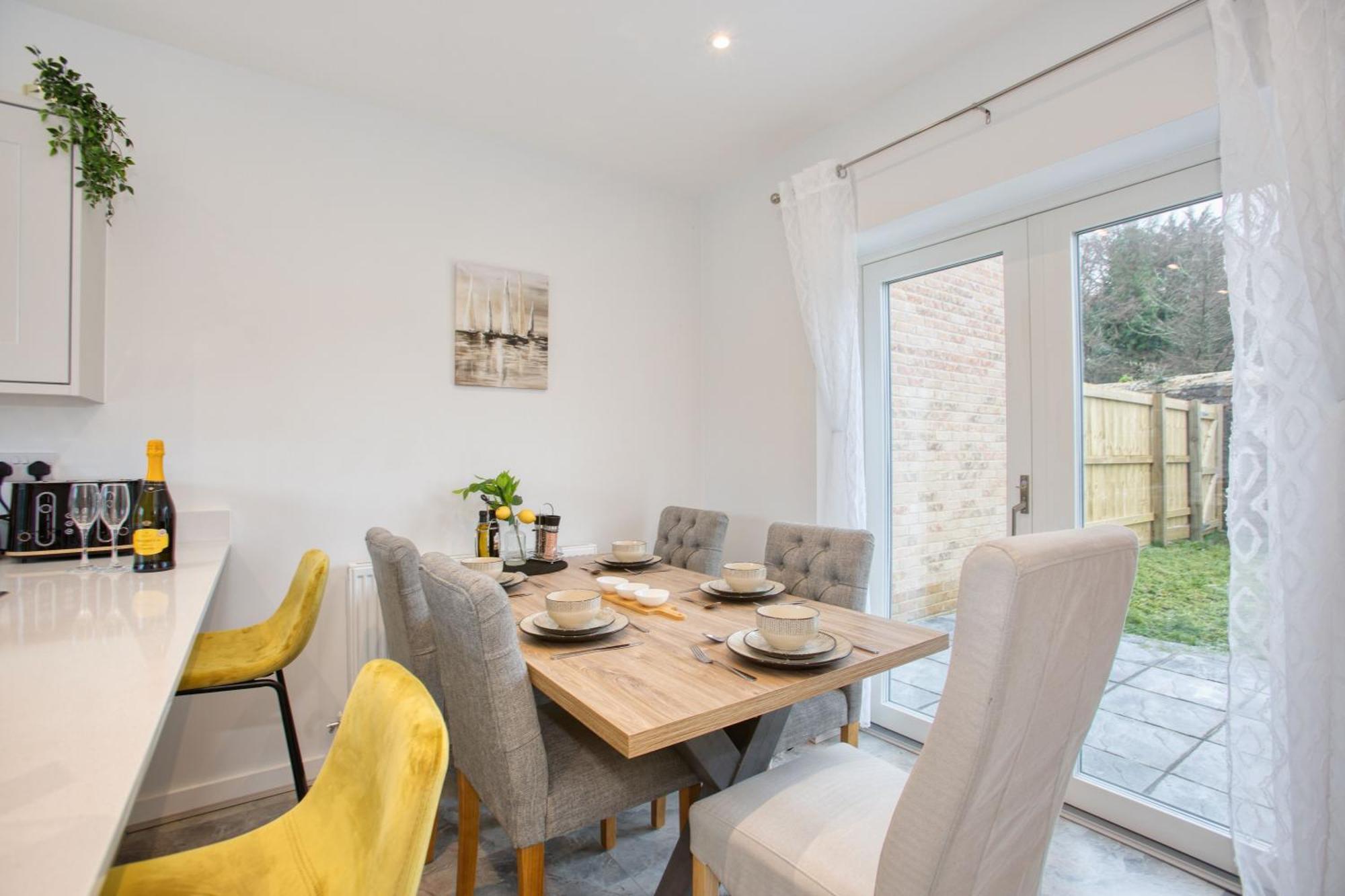 St Ives Bay - Immaculate Brand New 3Bed - Free Parking - Beach - Wifi Hayle Bagian luar foto